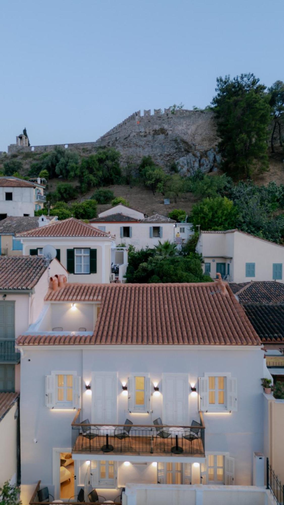 Nafplion Comfy Suites Экстерьер фото