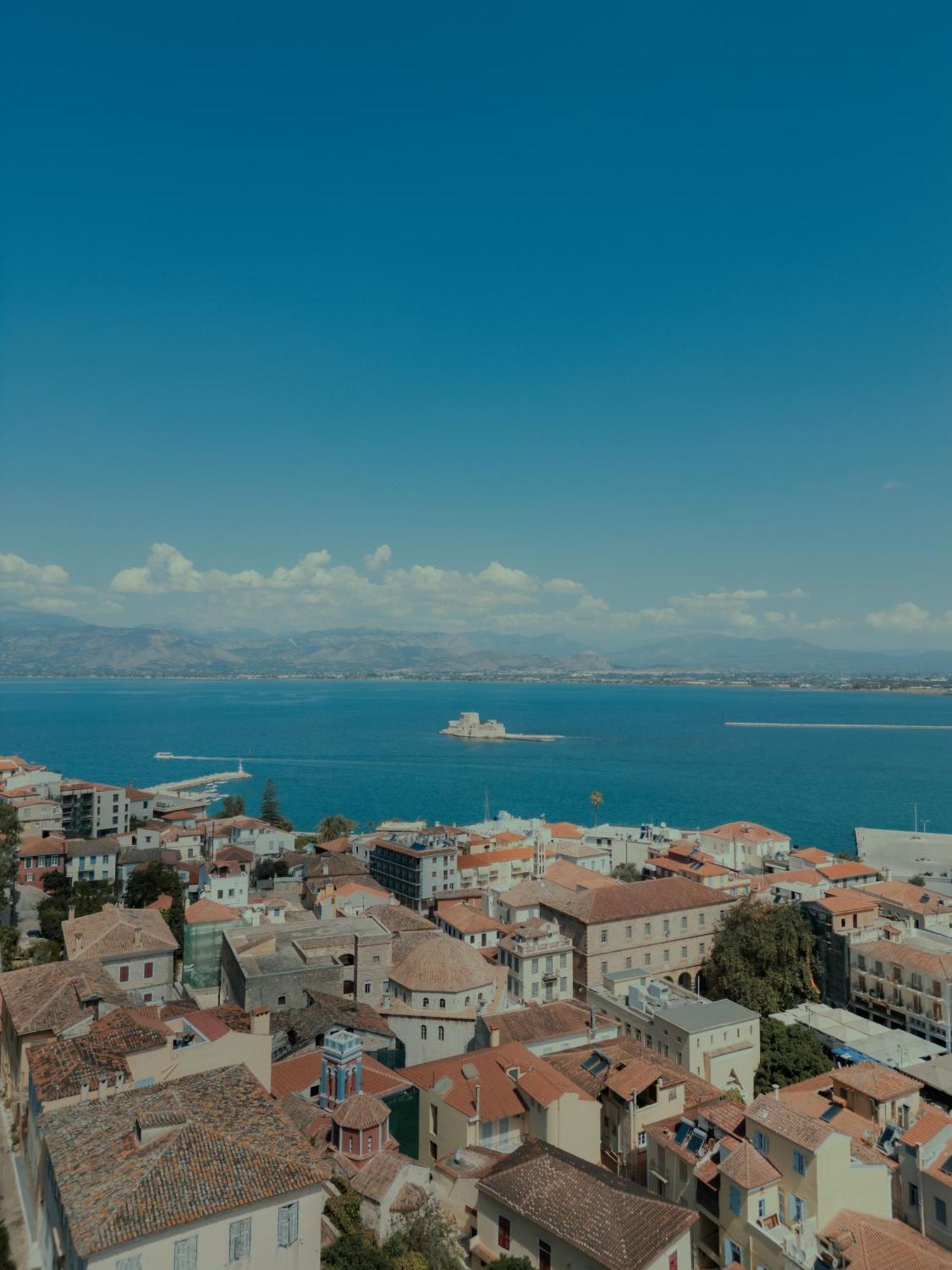 Nafplion Comfy Suites Экстерьер фото